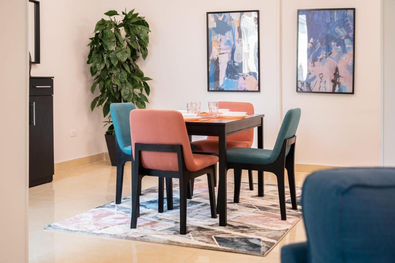 Distinct & Decent 2 Bdr Apt Steps From Nightlife And Airport Cairo Ngoại thất bức ảnh