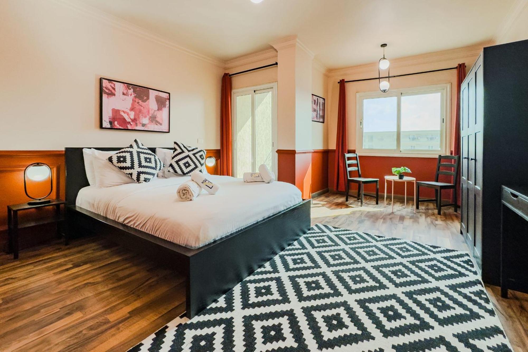 Distinct & Decent 2 Bdr Apt Steps From Nightlife And Airport Cairo Ngoại thất bức ảnh